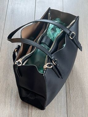 NWOT Seven Days vegan leather black pebble tote shoulder bag